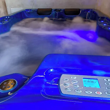 Apartment Luxury Hedone Near The Bridge With Private Zone *