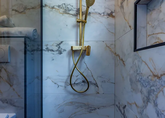 Luxury Hedone Near The Bridge With Private Zone Апартаменты