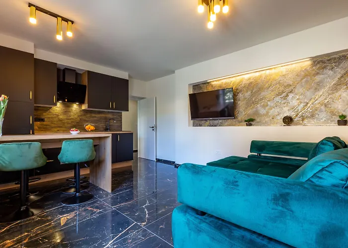 Luxury Hedone Near The Bridge With Private Zone Zadar