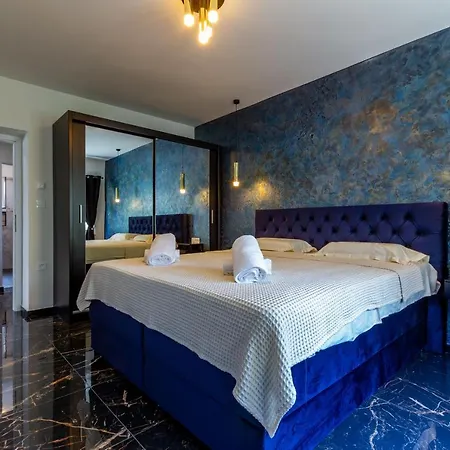 Luxury Hedone Near The Bridge With Private Zone 아파트 자다르