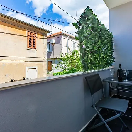 Luxury Hedone Near The Bridge With Private Zone Apartment Zadar