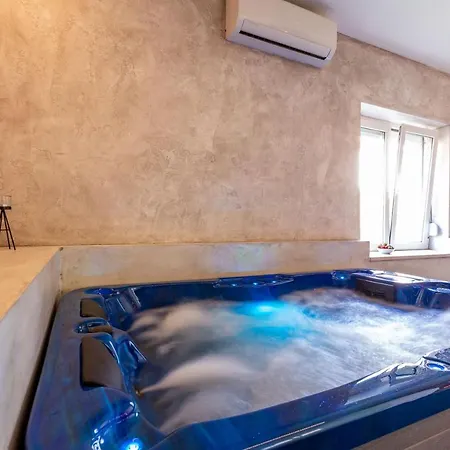 Apartment Luxury Hedone Near The Bridge With Private Zone *
