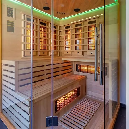 Luxury Hedone Near The Bridge With Private Zone Zadar